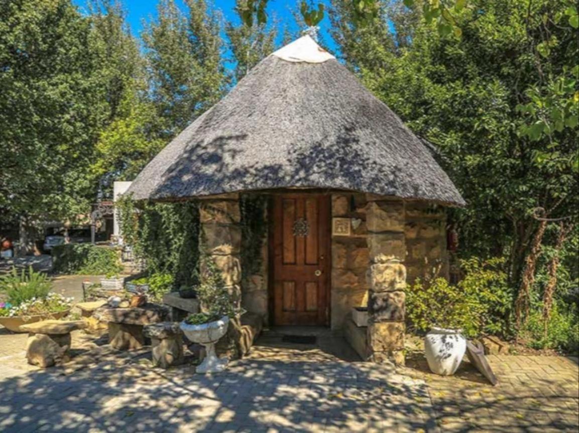 The Green Acorn Guest House Ficksburg Exteriör bild
