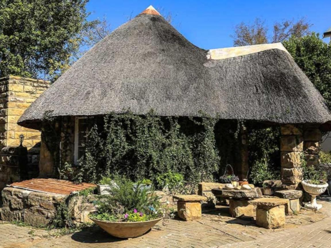 The Green Acorn Guest House Ficksburg Exteriör bild