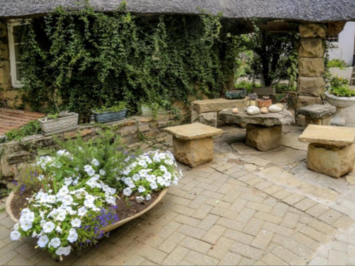 The Green Acorn Guest House Ficksburg Exteriör bild